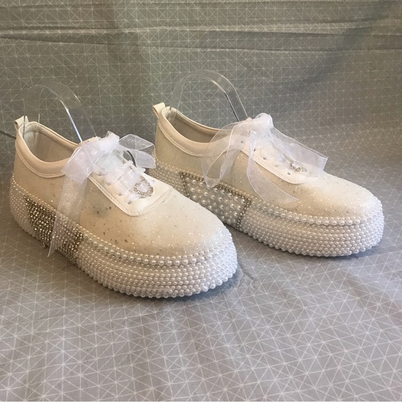 Stilo Crystal Rhinestone Pearl Embellished Wedding Sneakers 41 - Picture 1 of 9